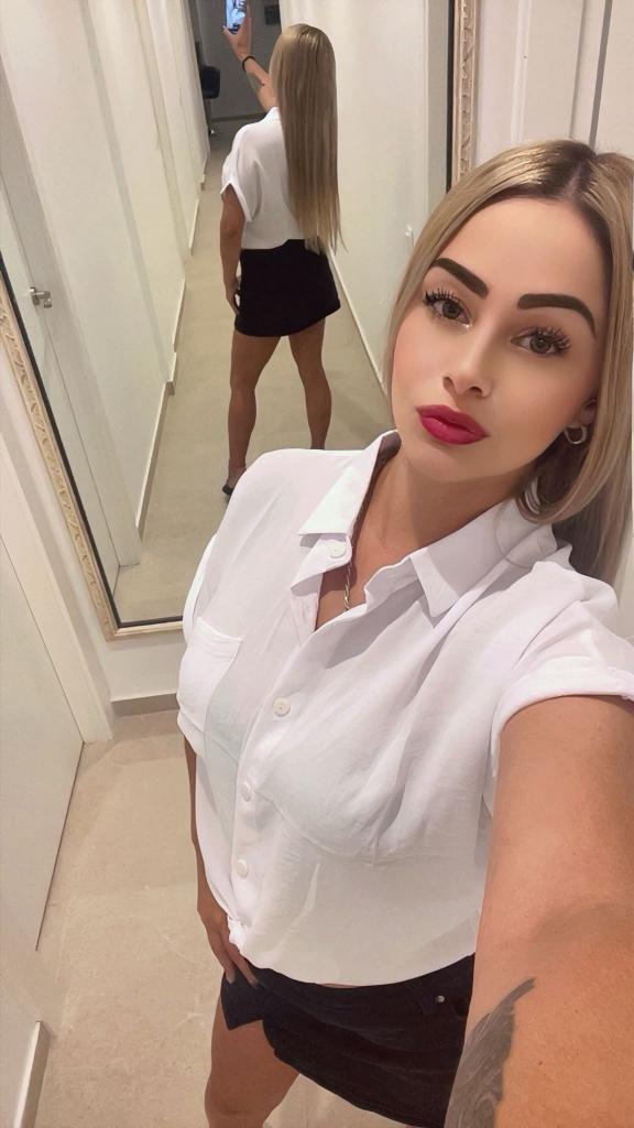 Chica busca chico en Tenerife: 