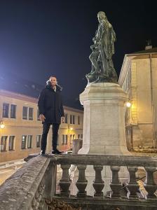 Chico busca chica en Madrid: 