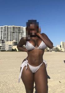 631827924: Chica busca chico en Zaragoza