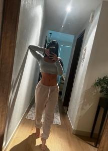 Chica busca chico en Cádiz: 