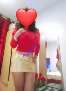 698485287: Chica busca chico en Madrid