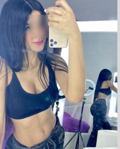 619180996: Chica busca chico en Sevilla