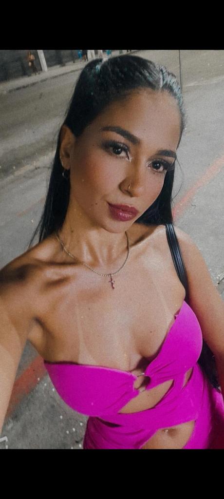 Chica busca chico en Cádiz: 