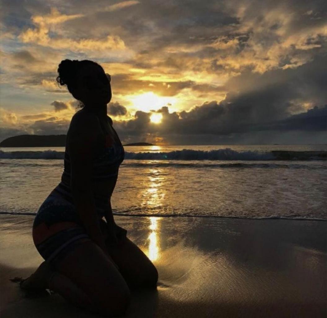 Chica busca chico en Cádiz: 