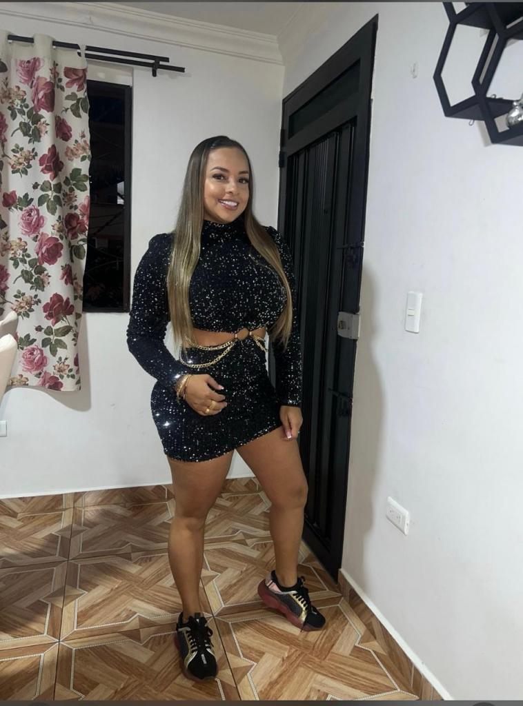 Chica busca chico en Tenerife: 