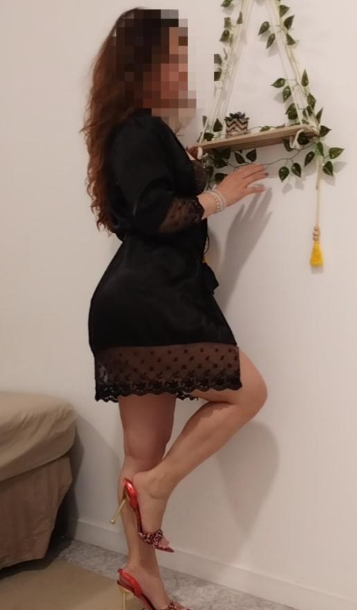 Chica busca chico en Sevilla: 