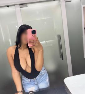 672737344: Chica busca chico en Madrid