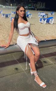 613732093: Transexual en Valencia