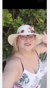 672988631: Chica busca chico en Mallorca