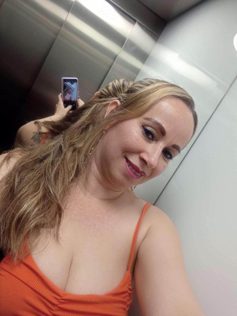 Chica busca chico en Asturias: 