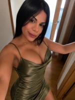 681814857: Chica busca chico en La Coruña