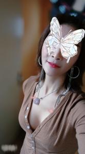 697313637: Chica busca chico en Barcelona