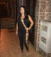 642451196: Chica busca chico en Barcelona