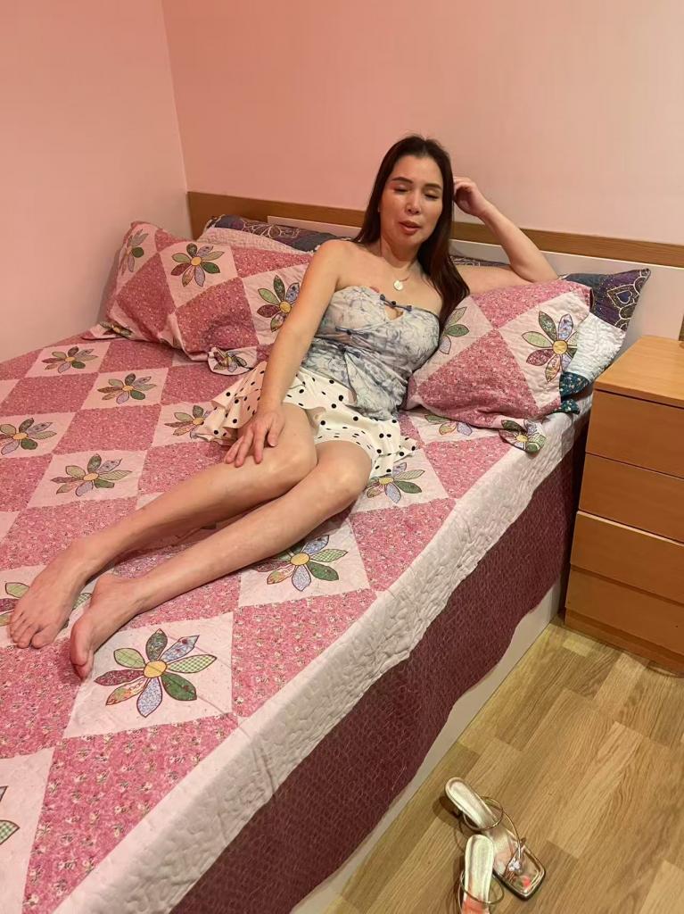651468077: Chica busca chico en Madrid