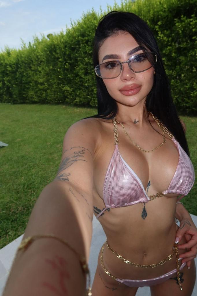 Chica busca chico en Barcelona: 