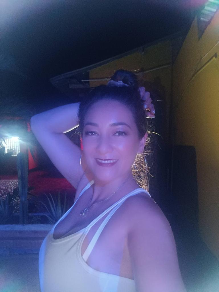743010883: Chica busca chico en Córdoba