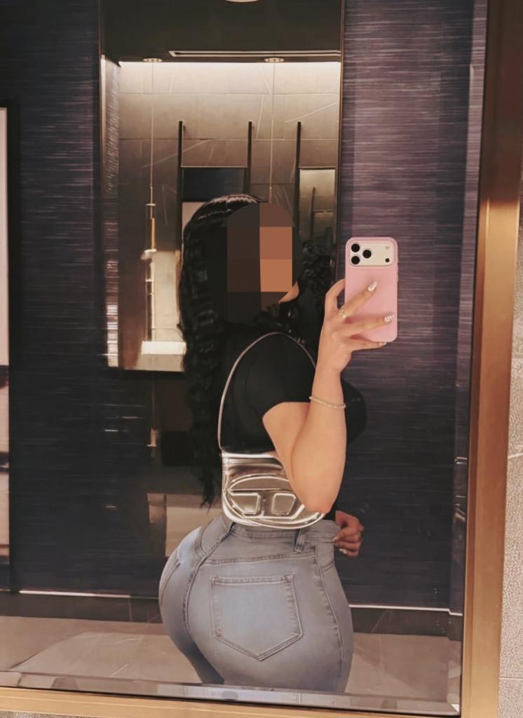 Chica busca chico en Murcia: 