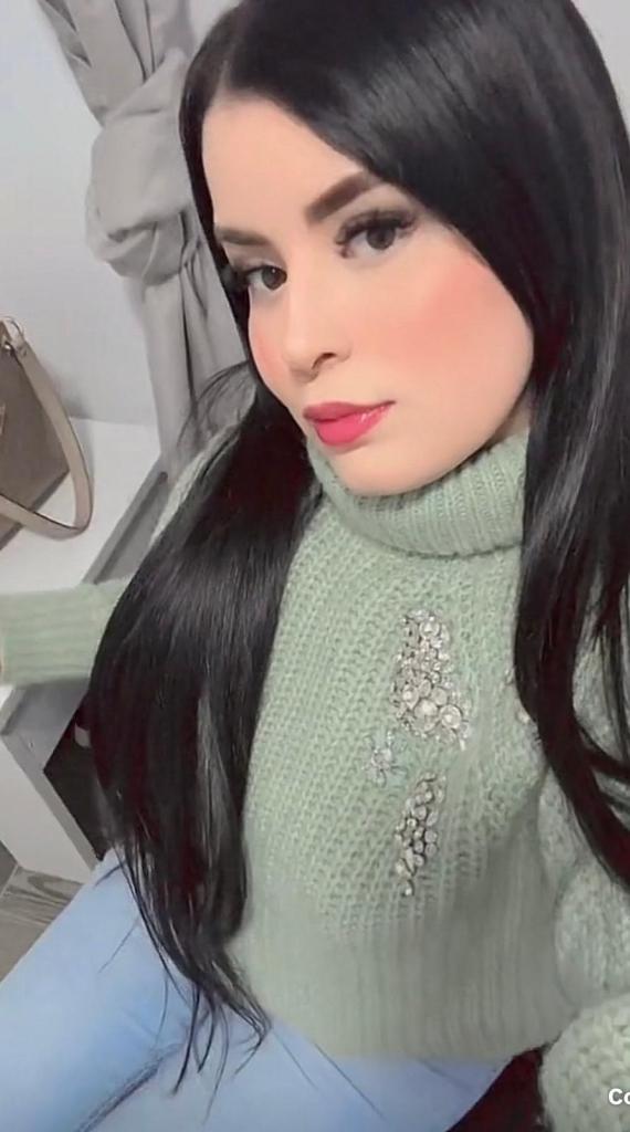 Chica busca chico en Sevilla: 