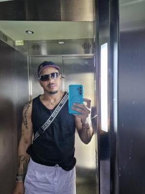 615311591: Chico busca chica en Madrid