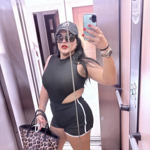611266604: Chica busca chico en Sevilla