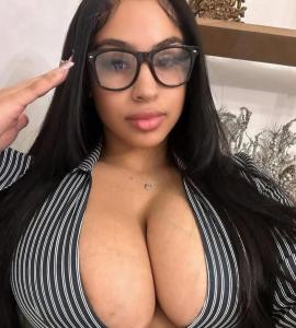 610878227: Chica busca chico en Alicante