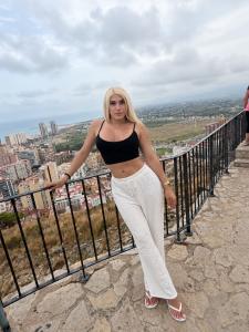 695273632: Transexual en Málaga