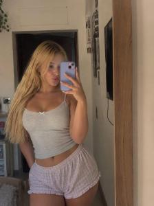 666129174: Chica busca chico en Murcia