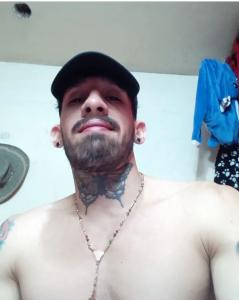 643352763: Chico busca chica en Zaragoza