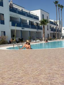 742042934: Transexual en Las Palmas