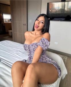 634016381: Chica busca chico en León