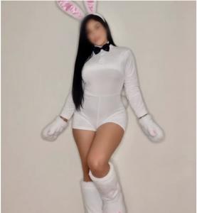 678592929: Chica busca chico en Madrid