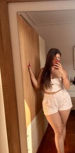 613147399: Chica busca chico en Pontevedra