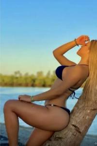 612444356: Chica busca chico en Tarragona