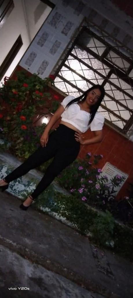 626971483: Chica busca chico en Huelva