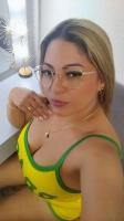 641773093: Chica busca chico en Barcelona