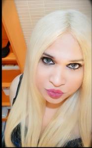 Chica busca chico en Almería: 