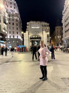 614700726: Travesti en León