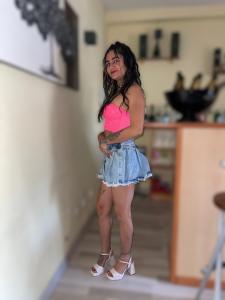 622856304: Chica busca chico en Madrid