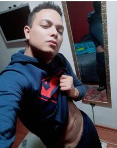 613196110: Chico busca chica en Ceuta