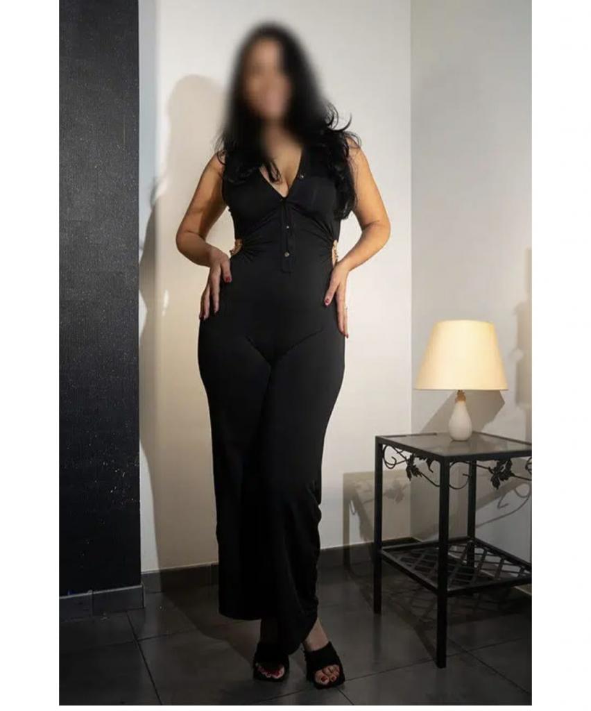 671134267: Chica busca chico en Sevilla