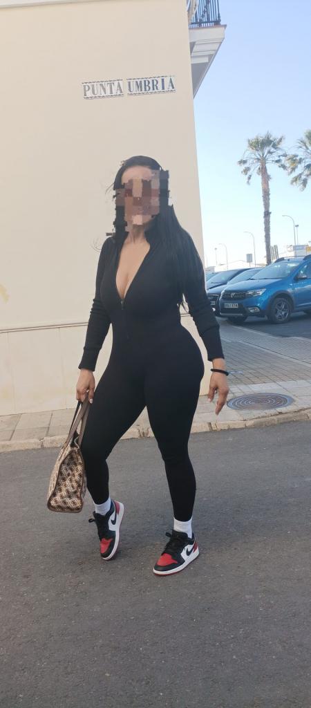 Chica busca chico en Huelva: 