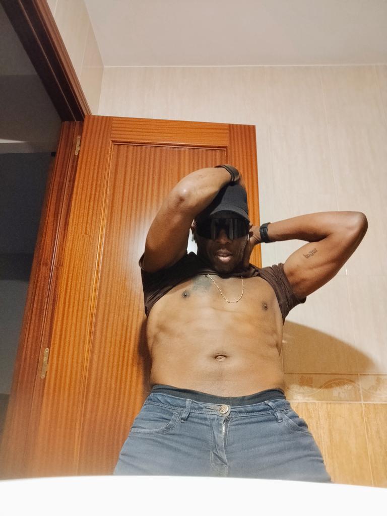 Chica busca chico en Sevilla: 