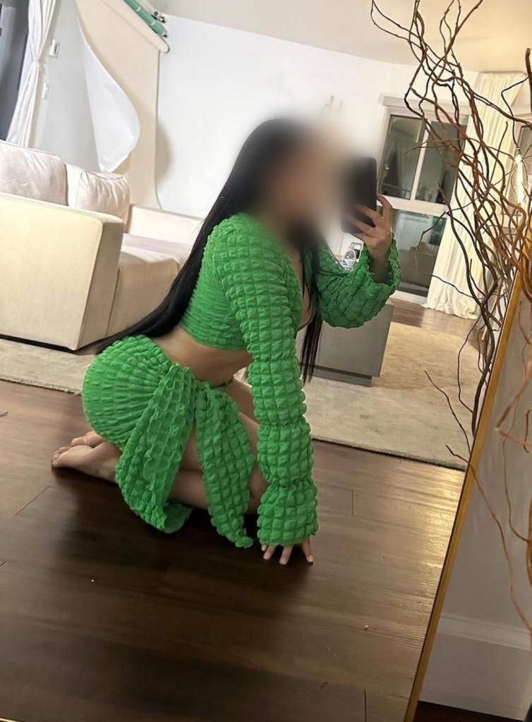 Chica busca chico en Tenerife: 