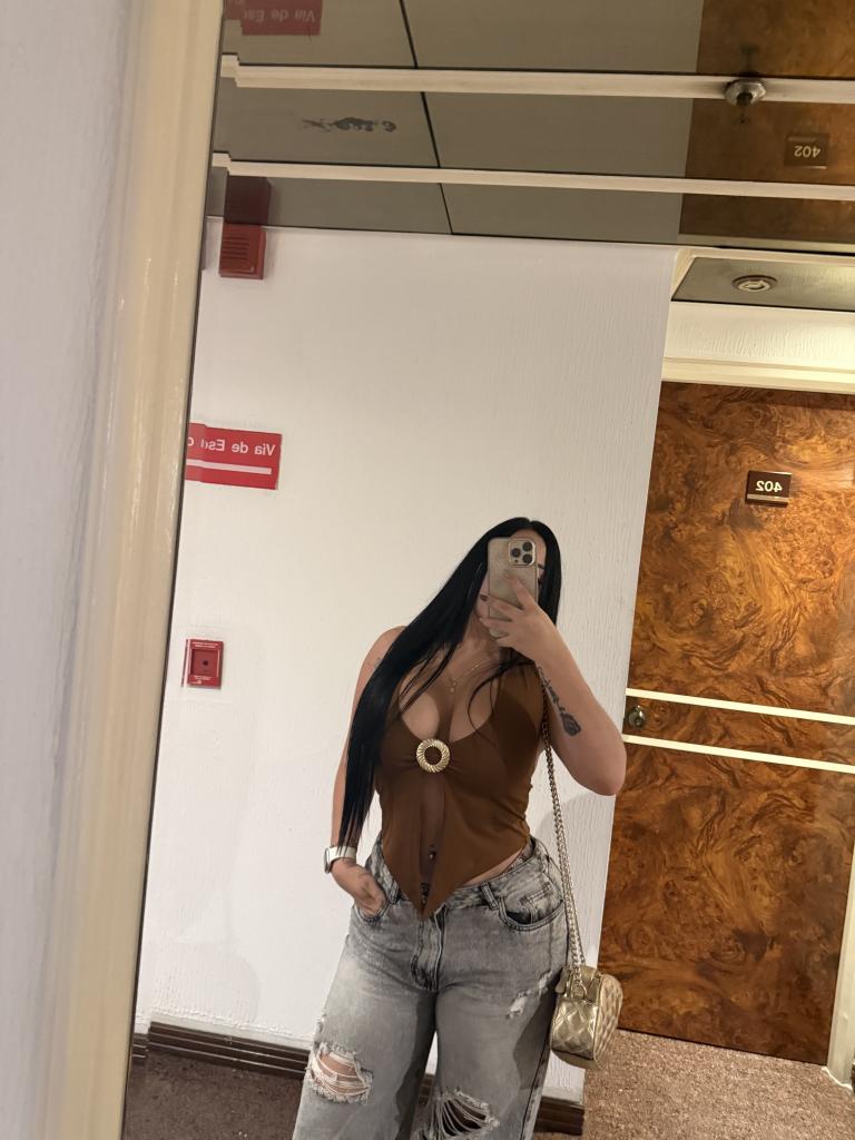 631814376: Chica busca chico en Las Palmas