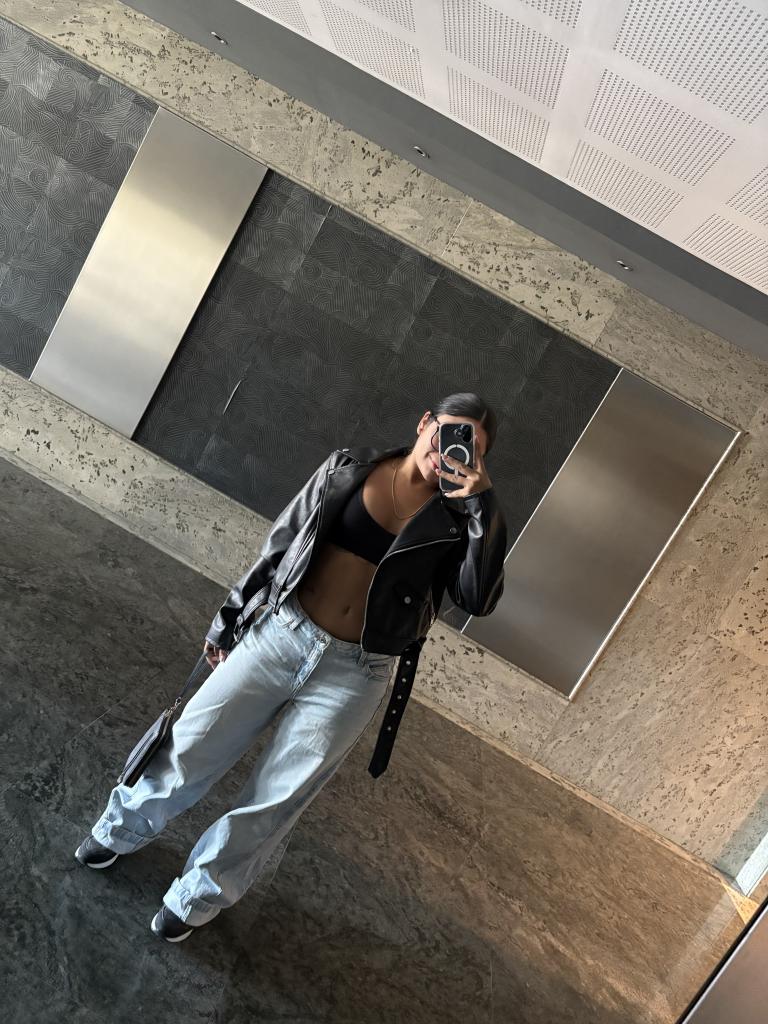 Chica busca chico en Asturias: 