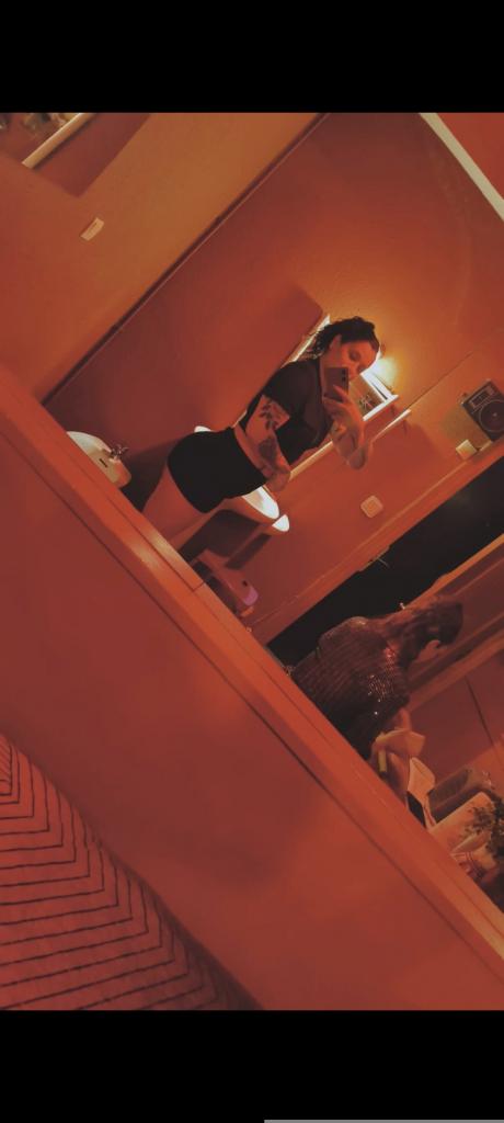 643604958: Chica busca chico en Soria