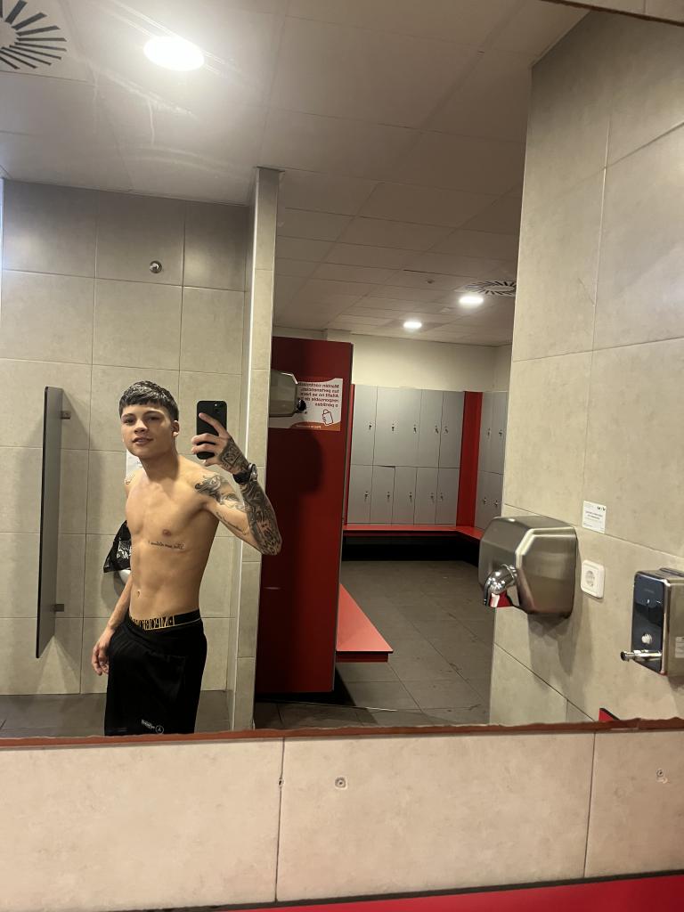 Chico busca chica en Asturias: 