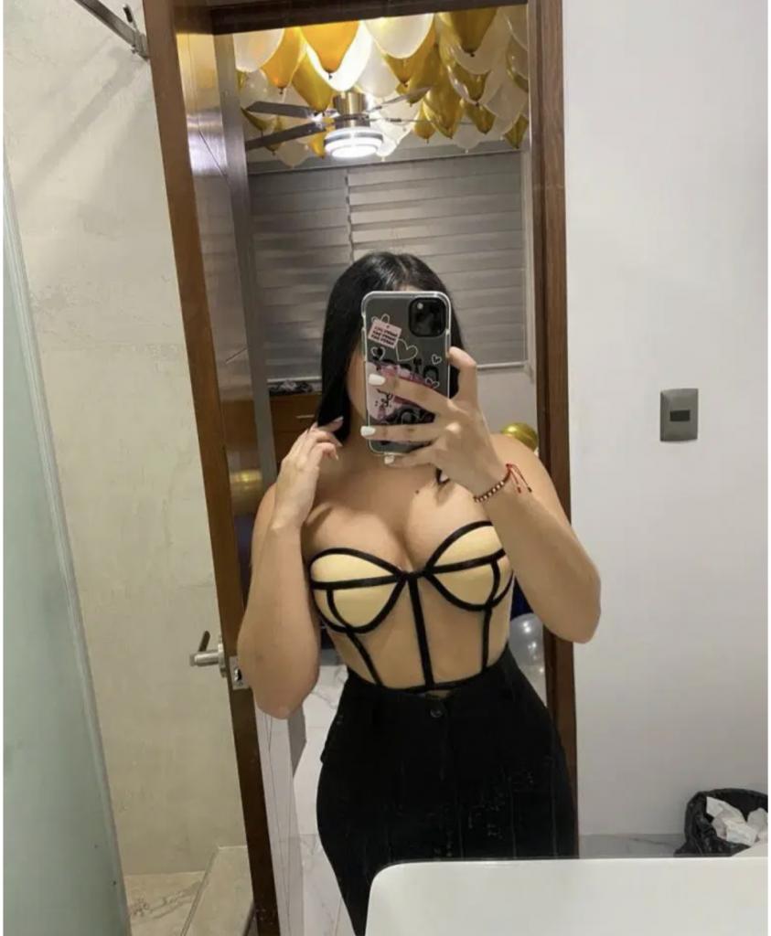 Chica busca chico en Cádiz: 