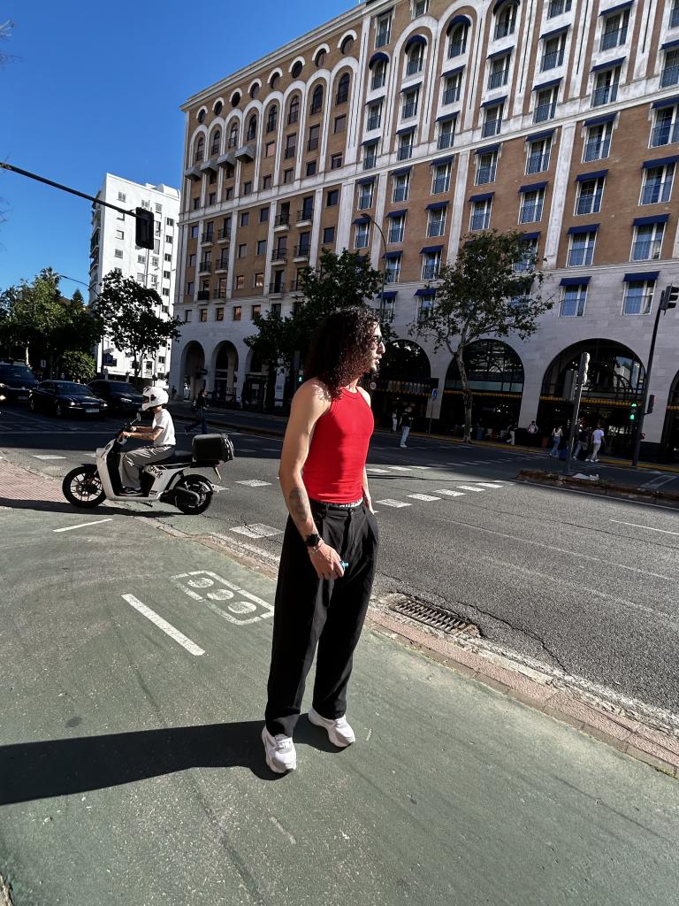 Chico busca chica en Cádiz: 