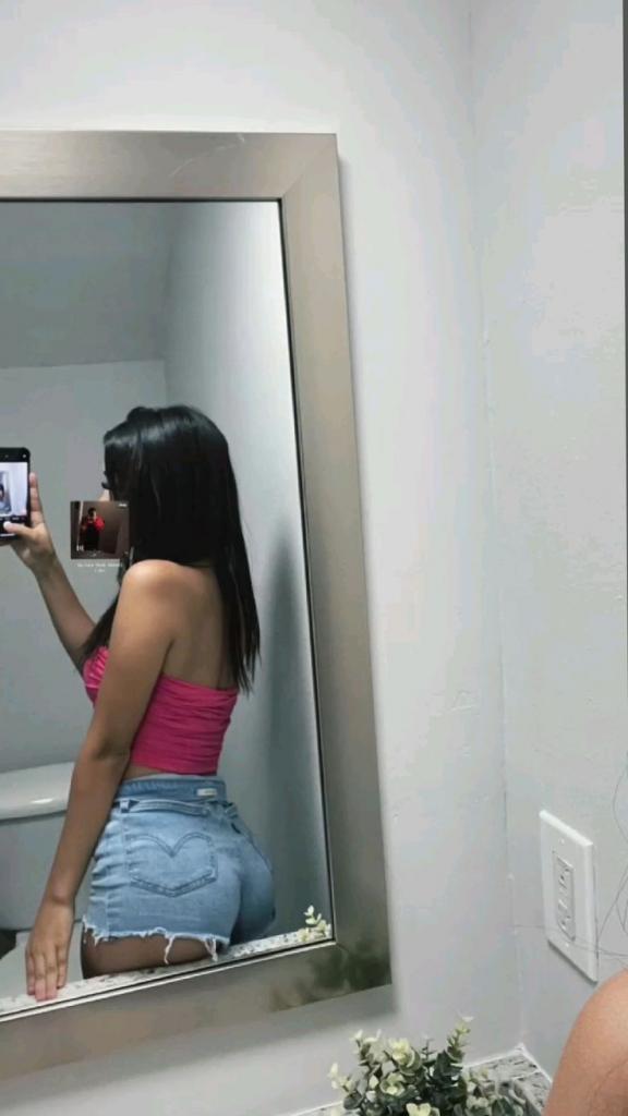 Chica busca chico en Sevilla: 